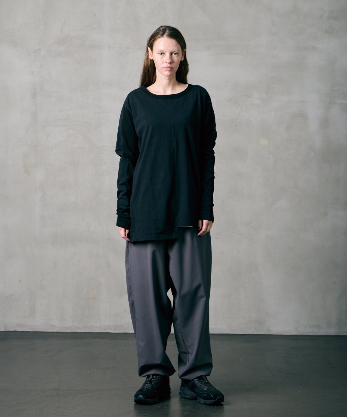 画像15: 【VIRGOwearworks】ASYMETRY SLEEVE FLYSE TOP (15)