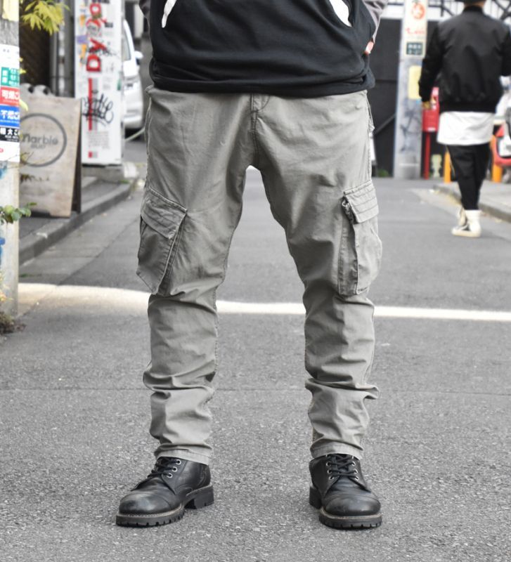 New baggy-d cargo pants入荷