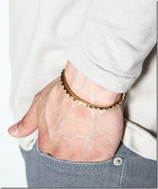 V-studs 925 bracelet 入荷