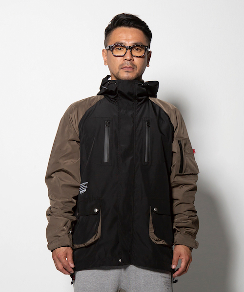CONVERSION MOUNTAIN PARKA 入荷